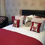 Montfort 4*