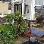 Konukevi Montfort 4*