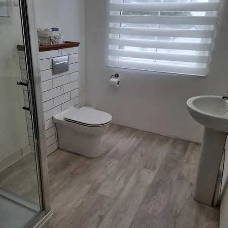 Montfort Πανσιόν 4*
